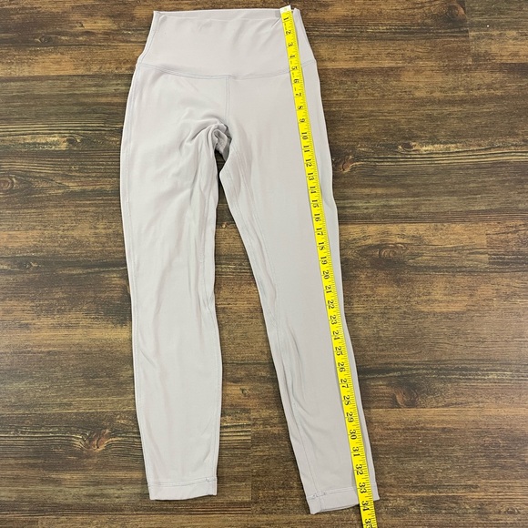 LULULEMON Align 25” High Waisted Leggings, Size 4 - Picture 4 of 9
